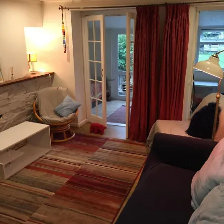 Wonderfully Cosy 3bd In The Heart Of Cornwall St Austell
